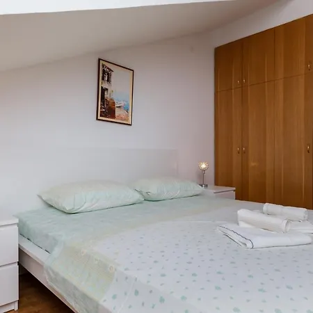 Appartement By The Sea Sumpetar, Omis - 11462 Jesenice (Split-Dalmatia)